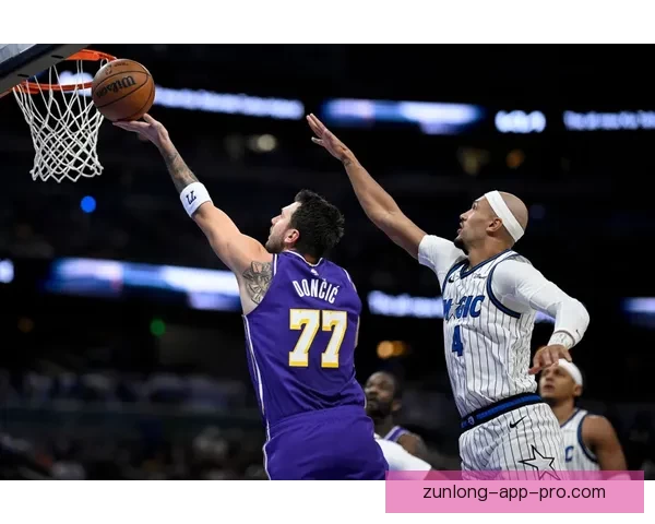 肯纳德0.6秒绝杀魔术 东契奇33+8率队9连胜 詹姆斯登顶出场王